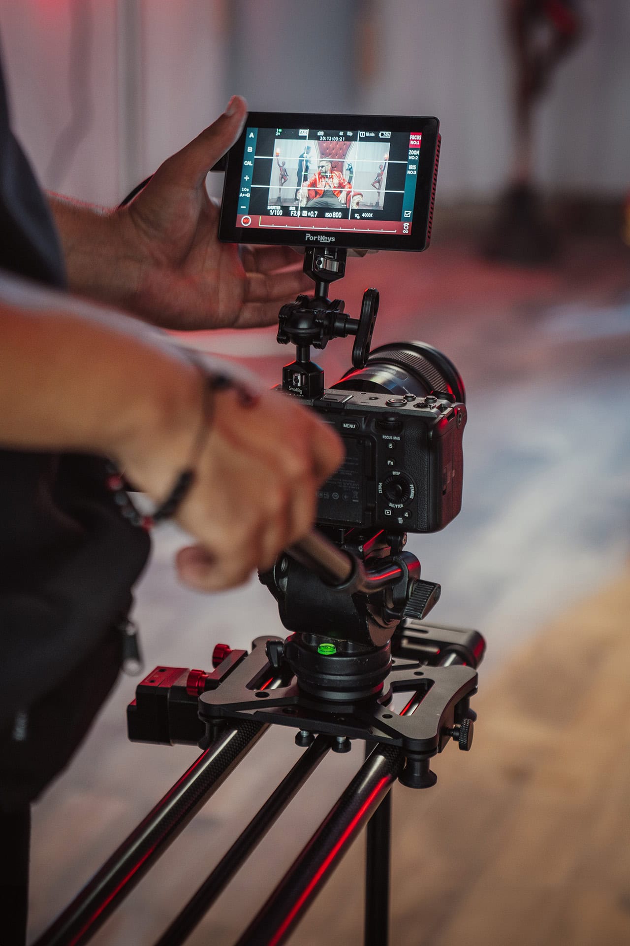 Agence de production Marrakech - gros plan matériel caméra tournage vidéo